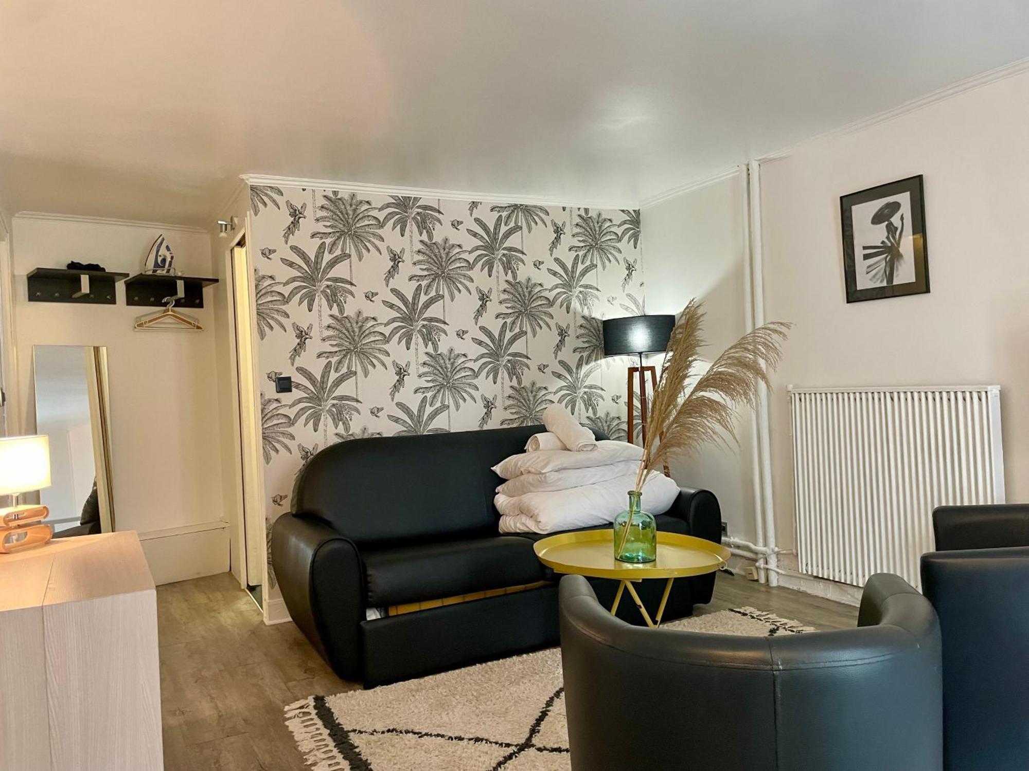 Elegant Triplex - Tour Eiffel Invalides Apartment Paris Exterior photo
